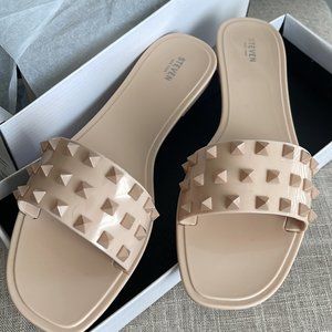 STEVEN New York Jelly Style Flip Flop Sandals. Size 9M